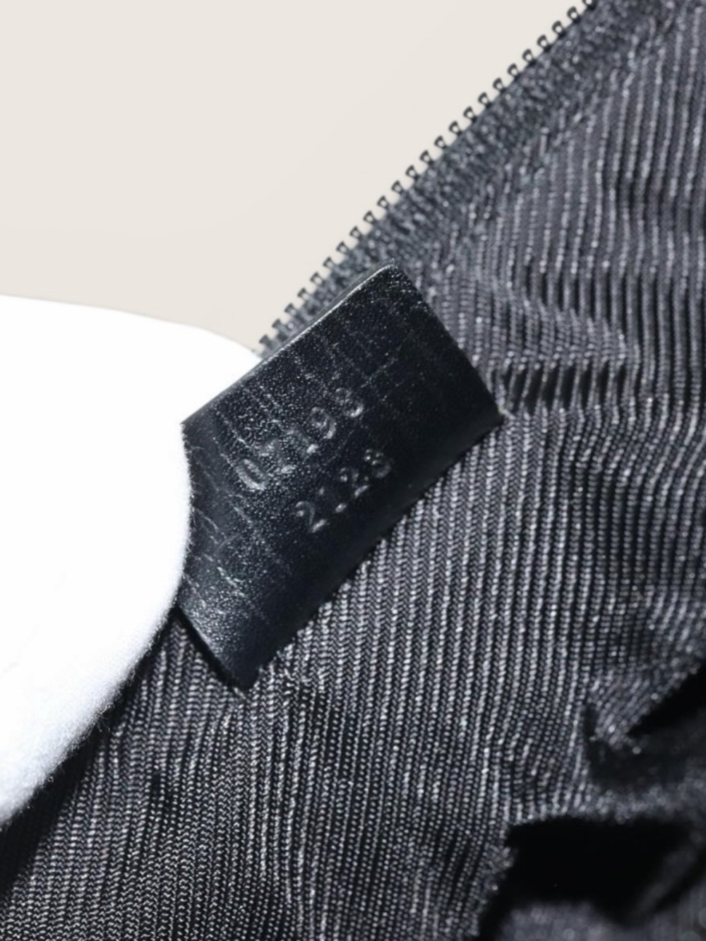 Gucci GG Canvas Boat Pochette Black Mini Shoulder Bag Silver Hardware - Picture 14 of 16